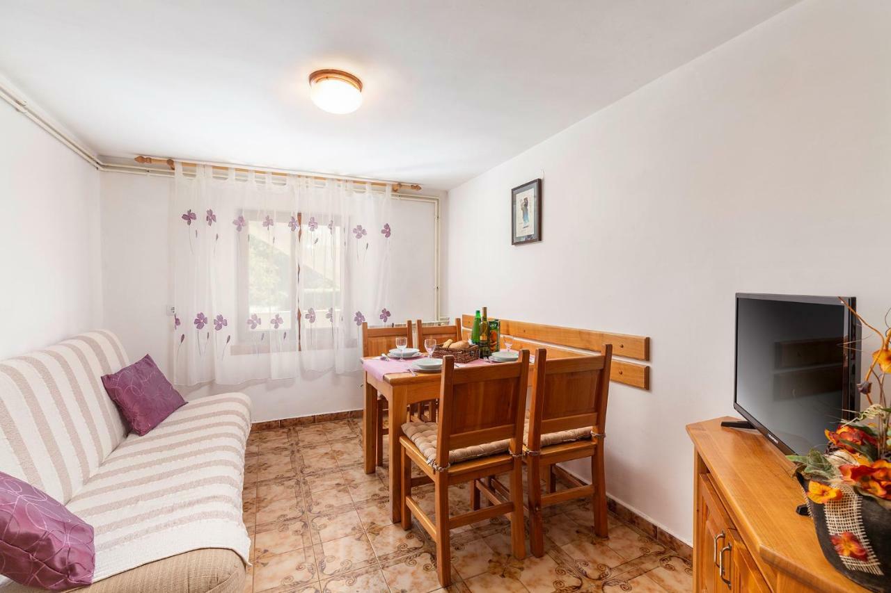 Apartments Rita โปเรช ภายนอก รูปภาพ