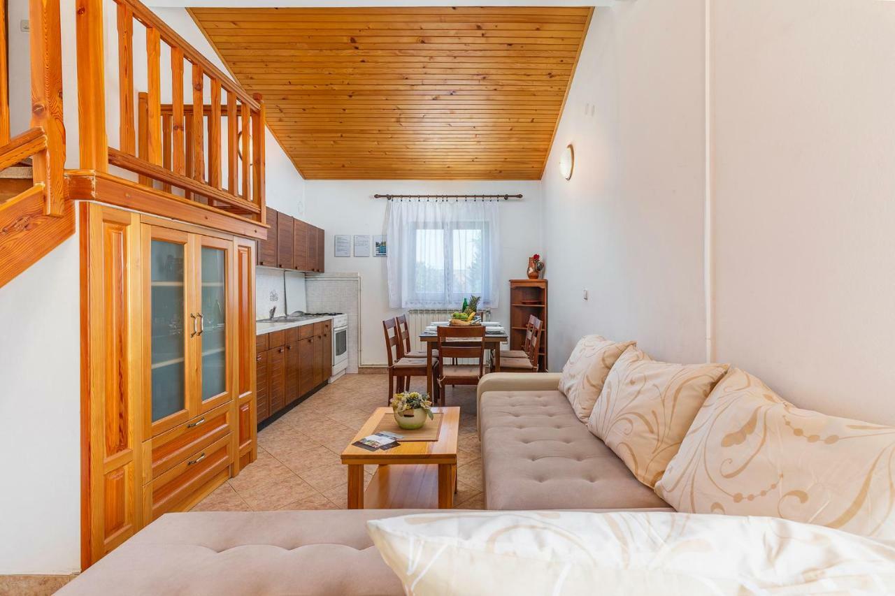 Apartments Rita โปเรช ภายนอก รูปภาพ